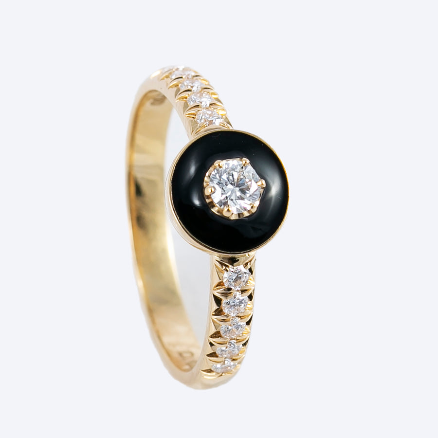 Ring with Black Onyx enamel