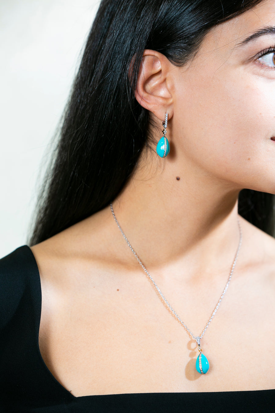 Set of earrings and necklace with Turquoise enamel (single copy)